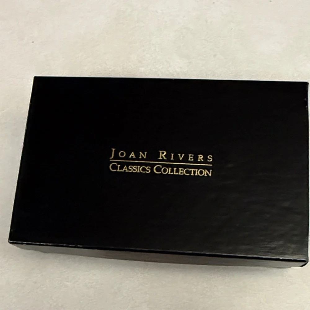 Vintage Joan Rivers Ten Color Leverback Pearl Stud Earrings Set - Picture 7 of 8